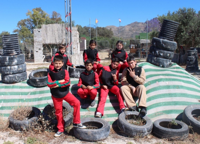 Children's paintball team 